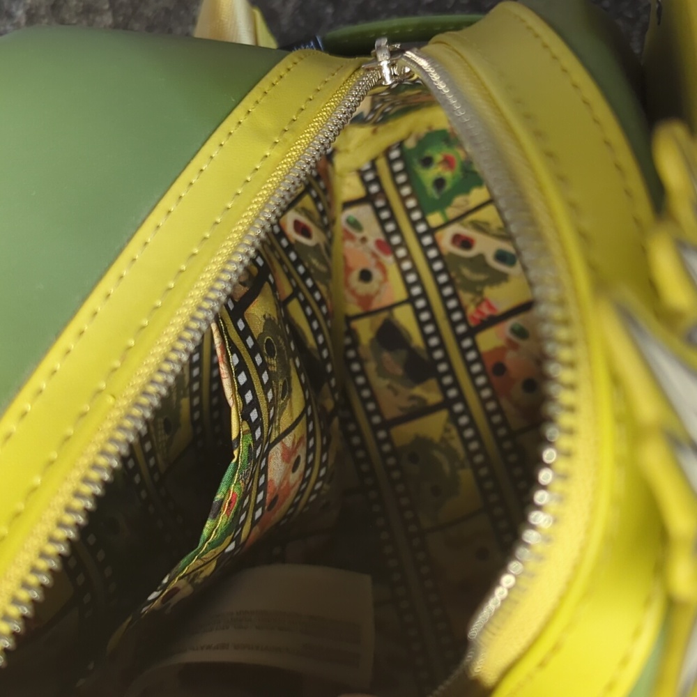Gremlins Loungefly Bag - Picture 6 of 12